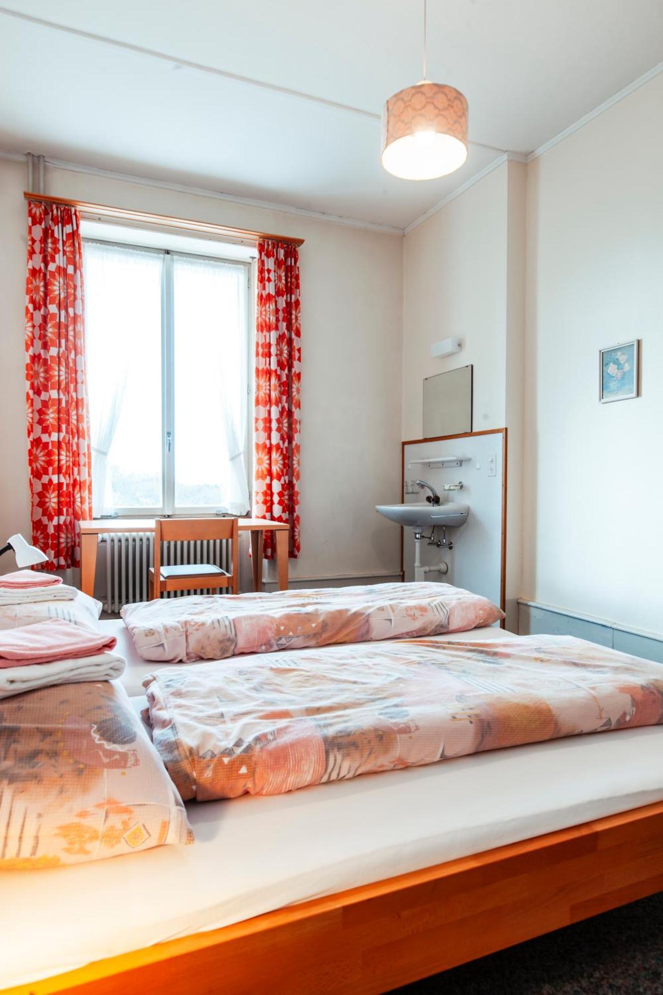 Chrischona Berg Otel Bettingen Oda fotoğraf